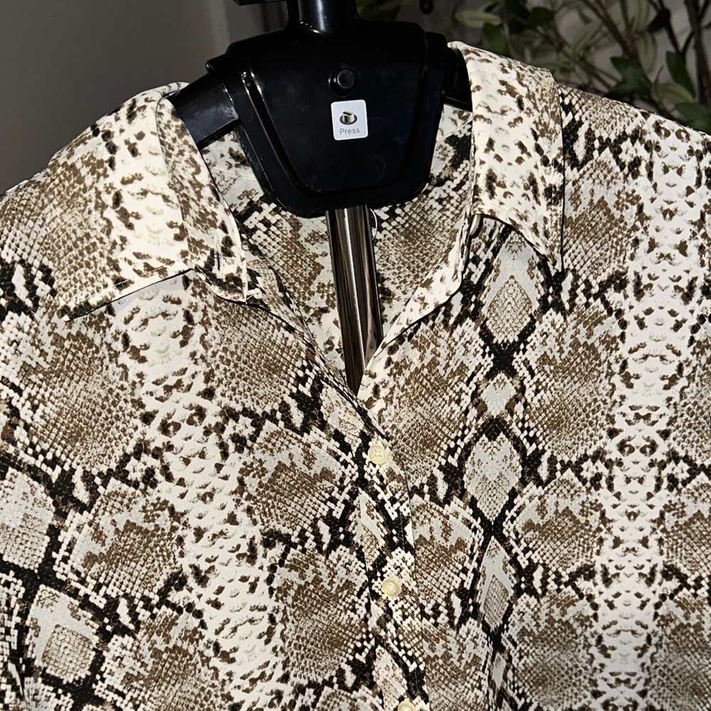 Banana Republic Snake Print Button Down Shirt - Brown and Cream - Picture 3 of 7